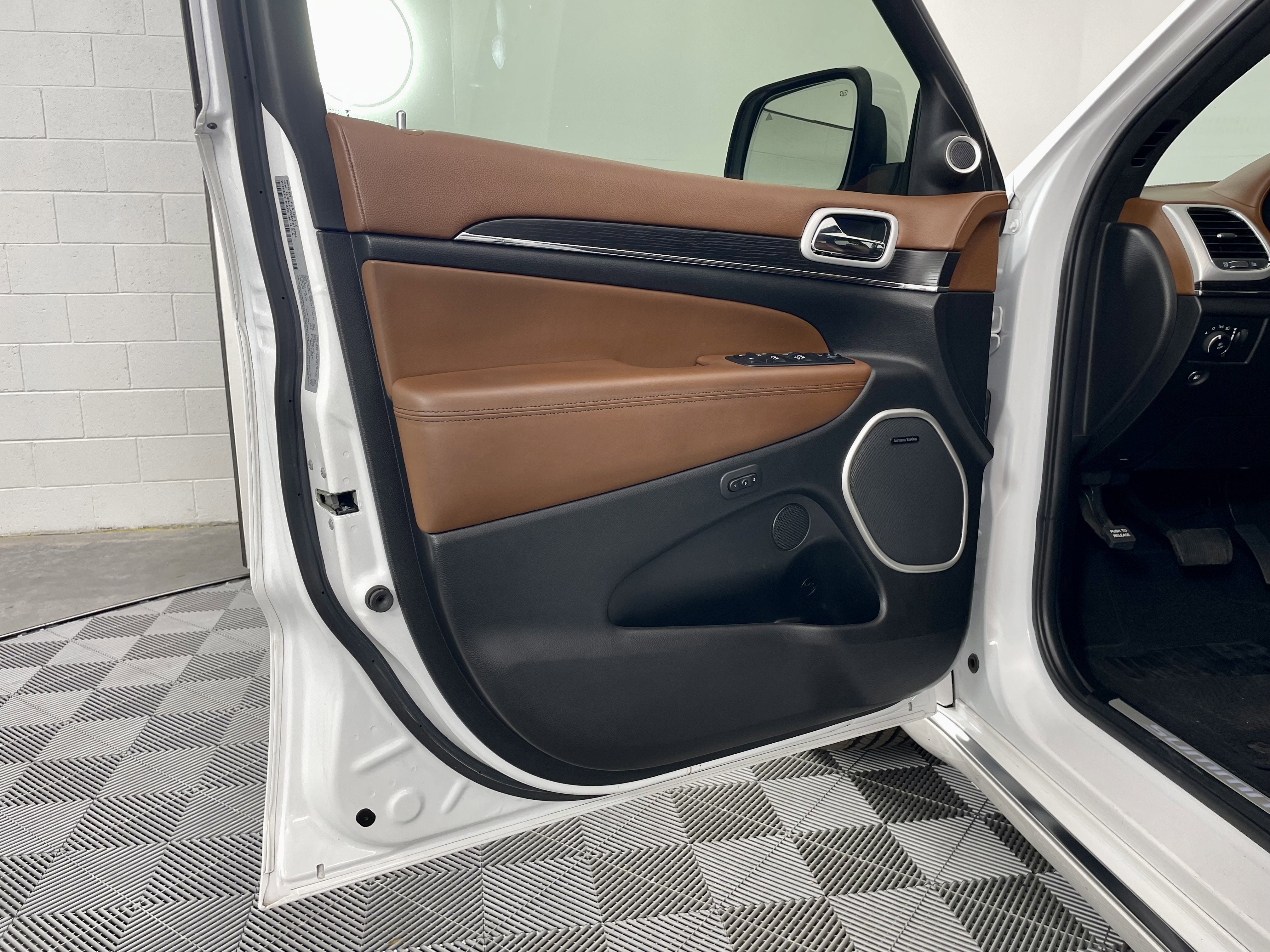 2021 Jeep Grand Cherokee Summit