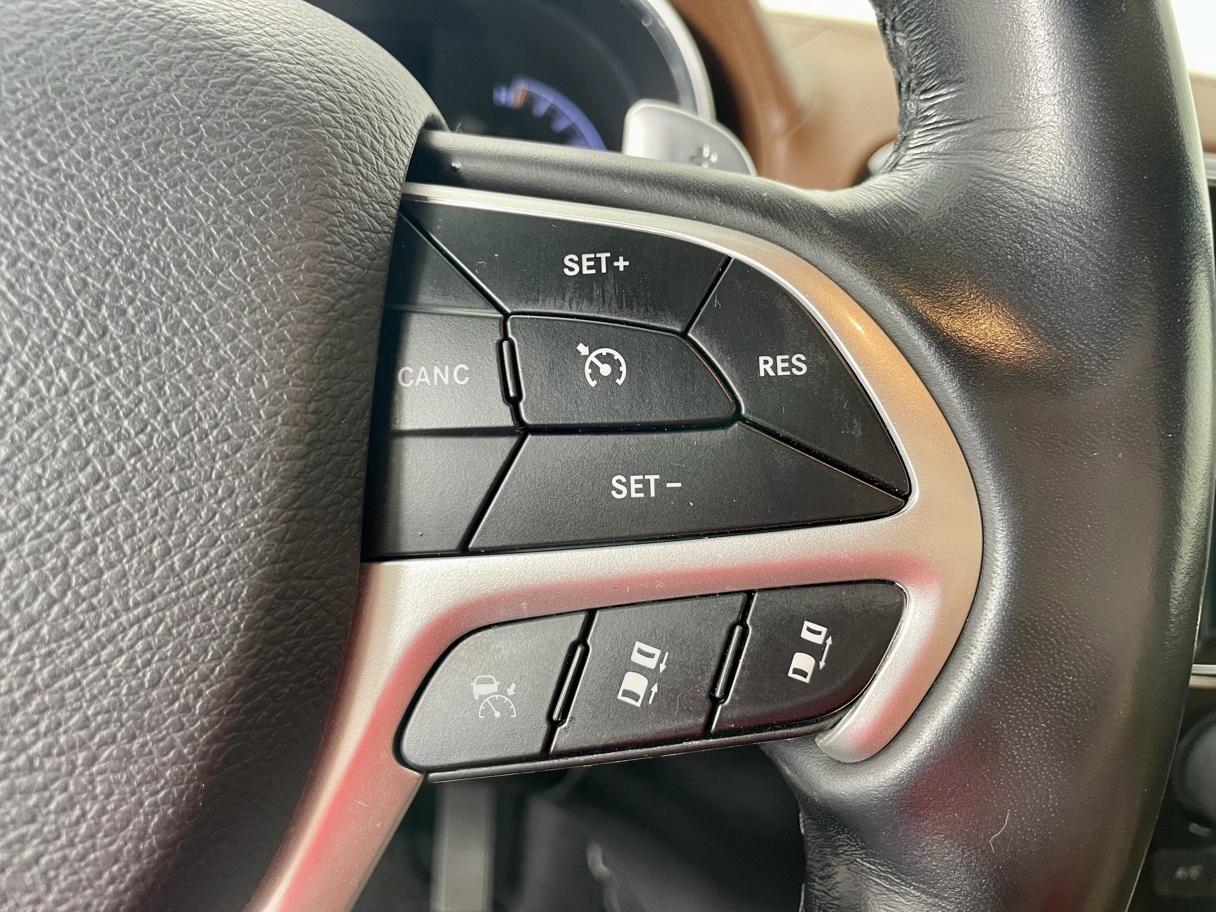 2021 Jeep Grand Cherokee Summit