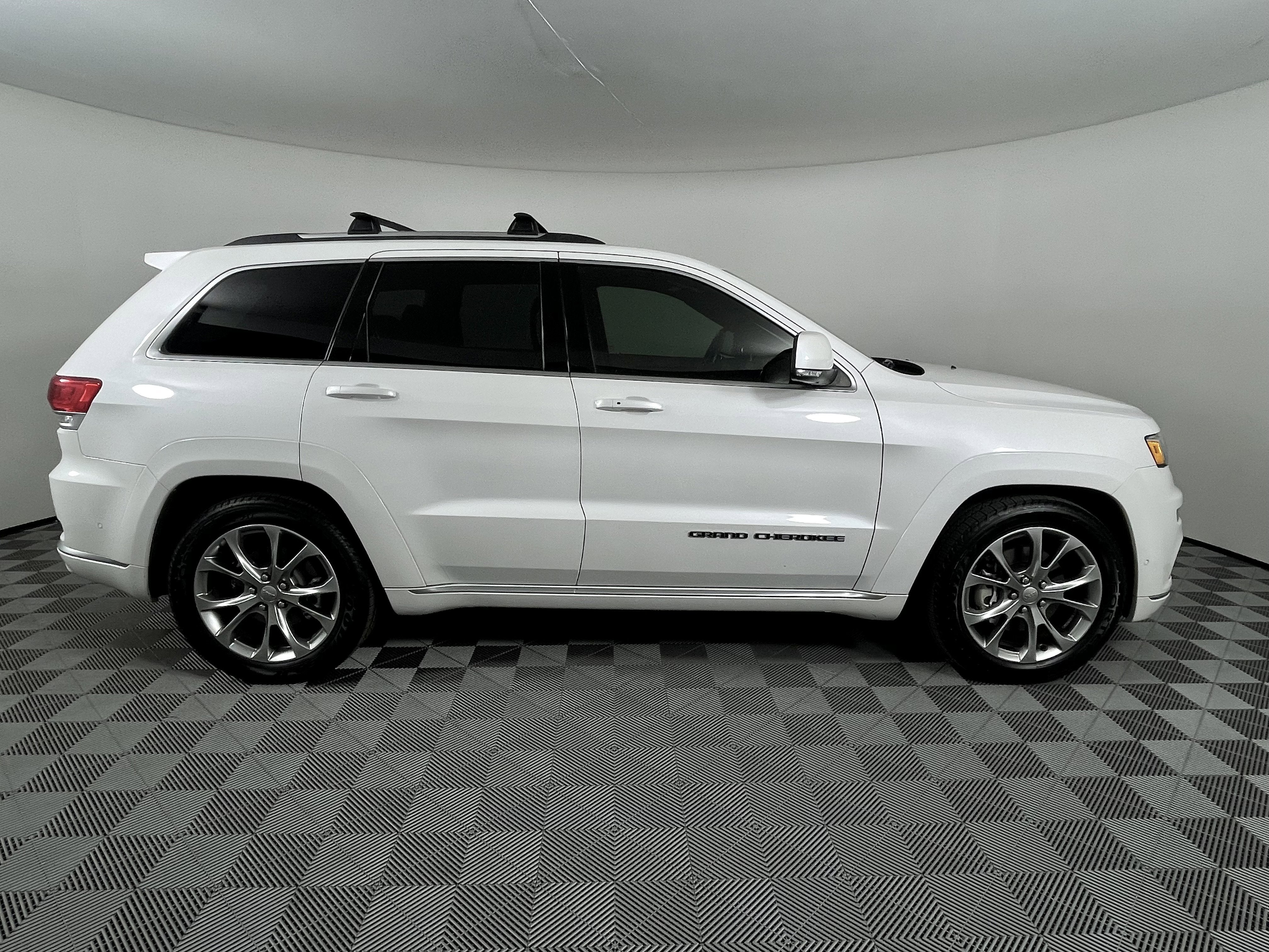 2021 Jeep Grand Cherokee Summit