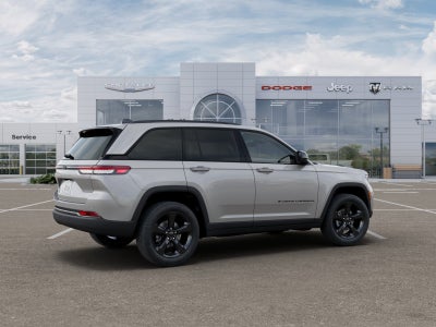 2025 Jeep GRAND CHEROKEE Laredo