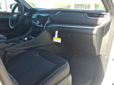 2025 Jeep Grand Cherokee Laredo X