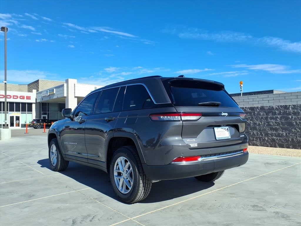 2025 Jeep Grand Cherokee Laredo