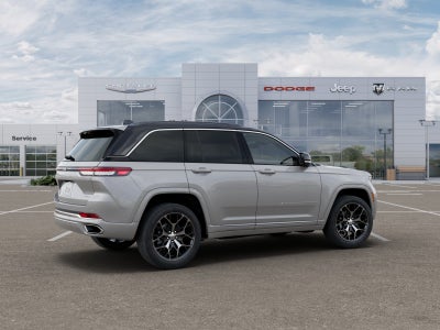 2025 Jeep Grand Cherokee Summit