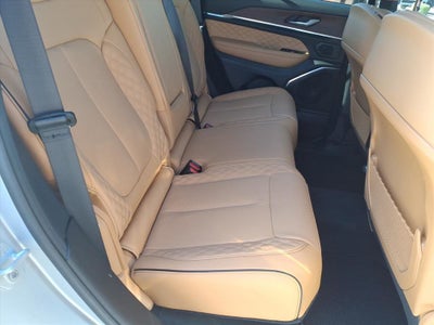 2025 Jeep Grand Cherokee Summit