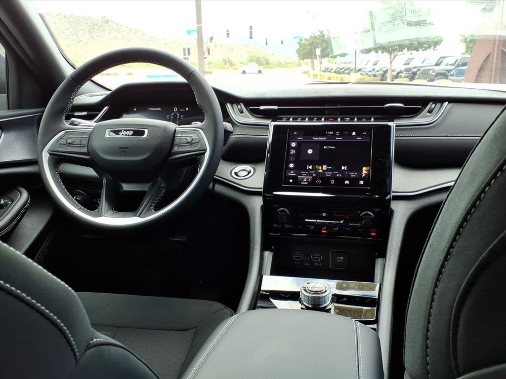 2025 Jeep Grand Cherokee L Laredo X