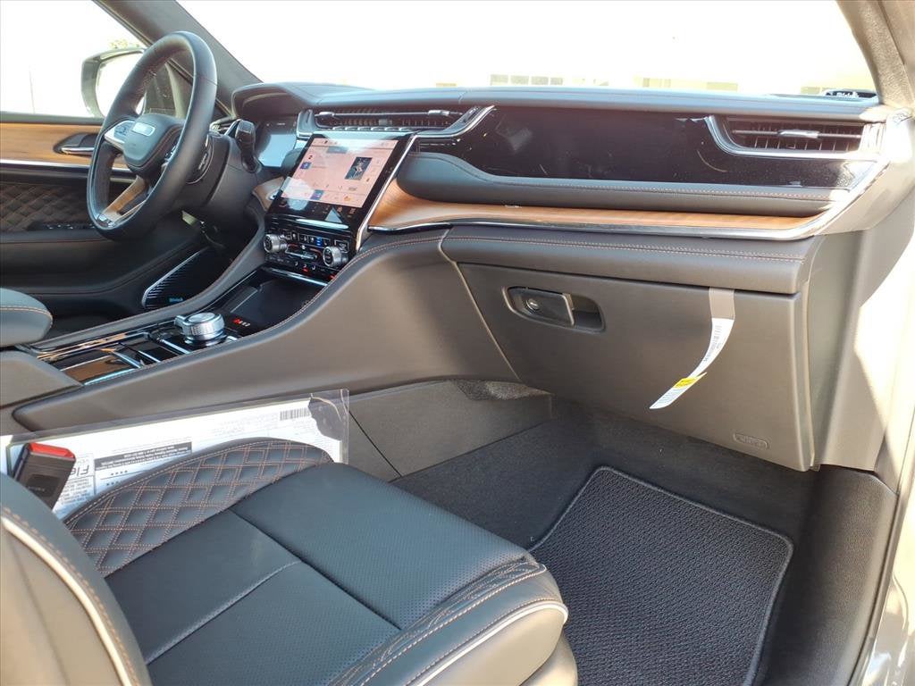 2025 Jeep Grand Cherokee L Summit Reserve