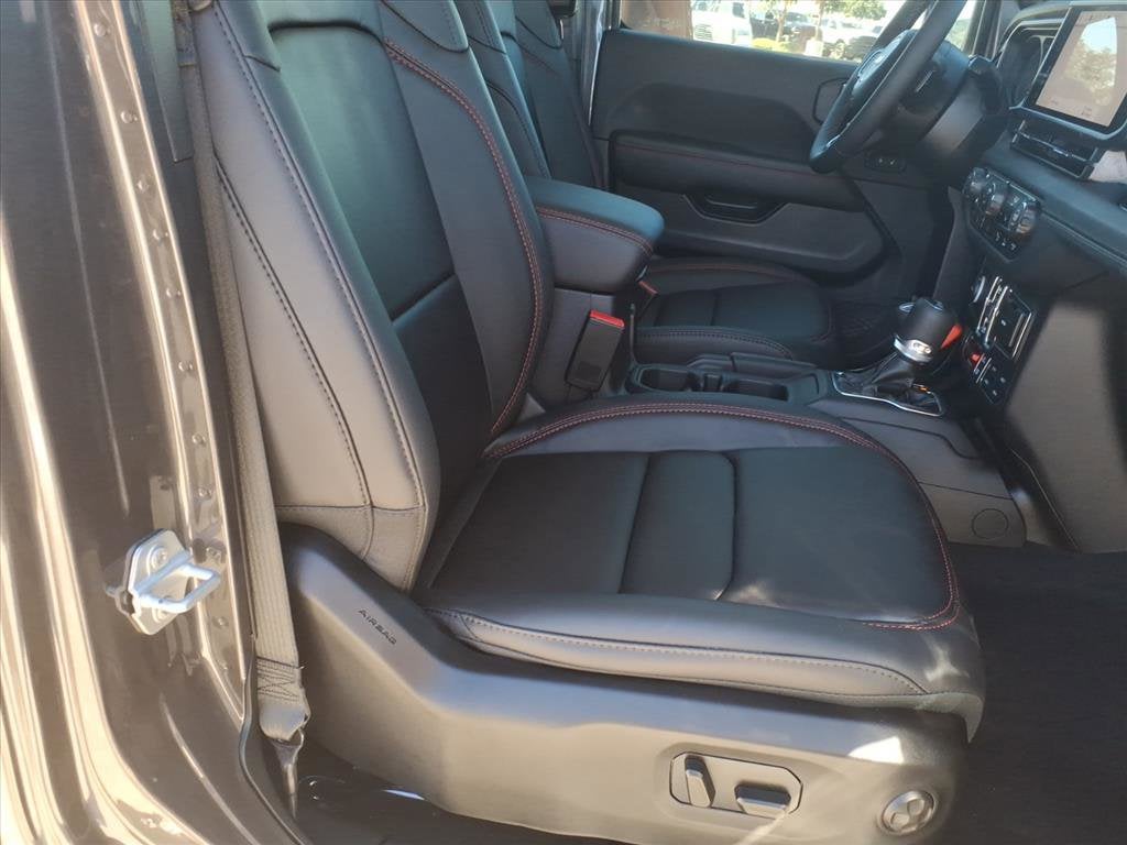 2025 Jeep Wrangler Rubicon X