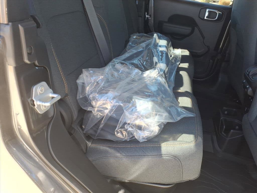 2025 Jeep Gladiator Sport S