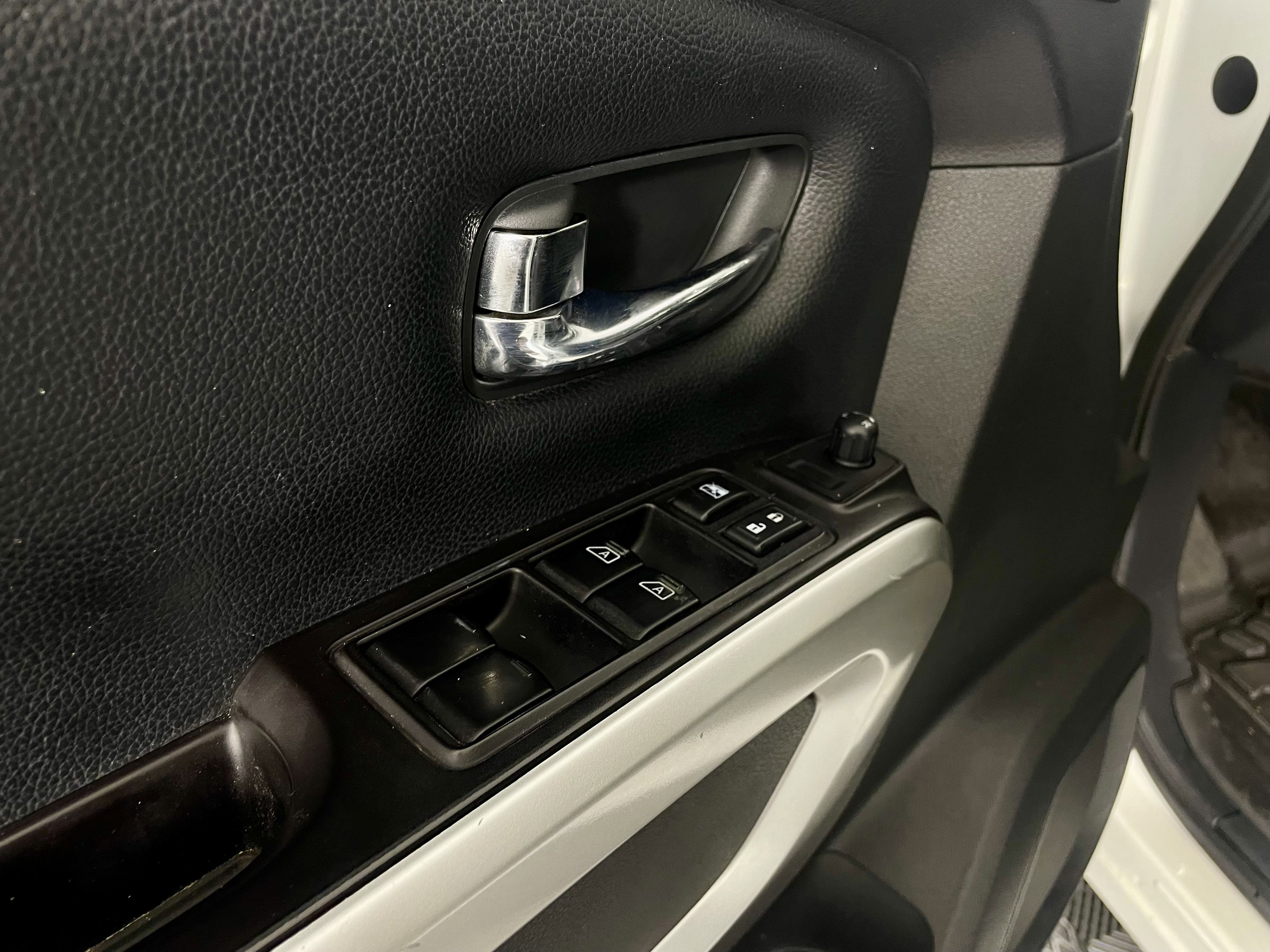 2020 Nissan Titan SL