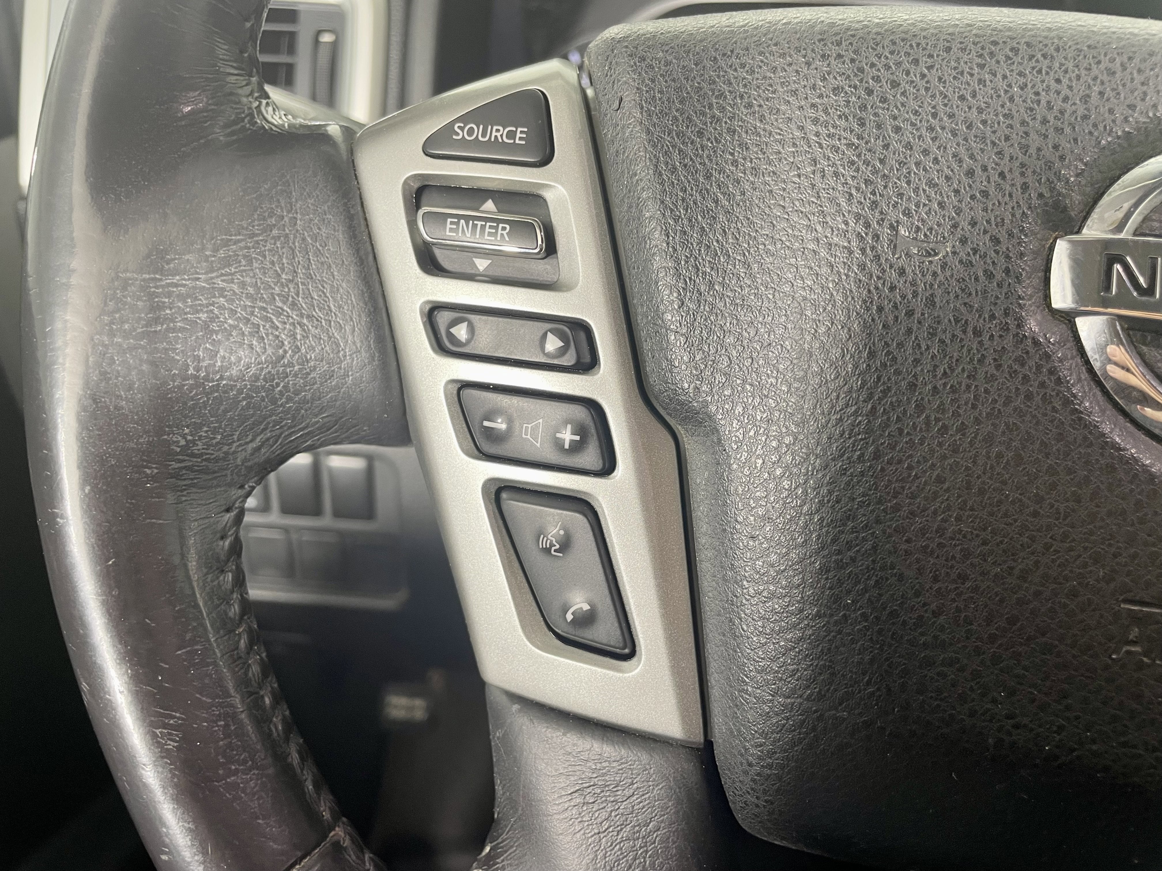 2020 Nissan Titan SL