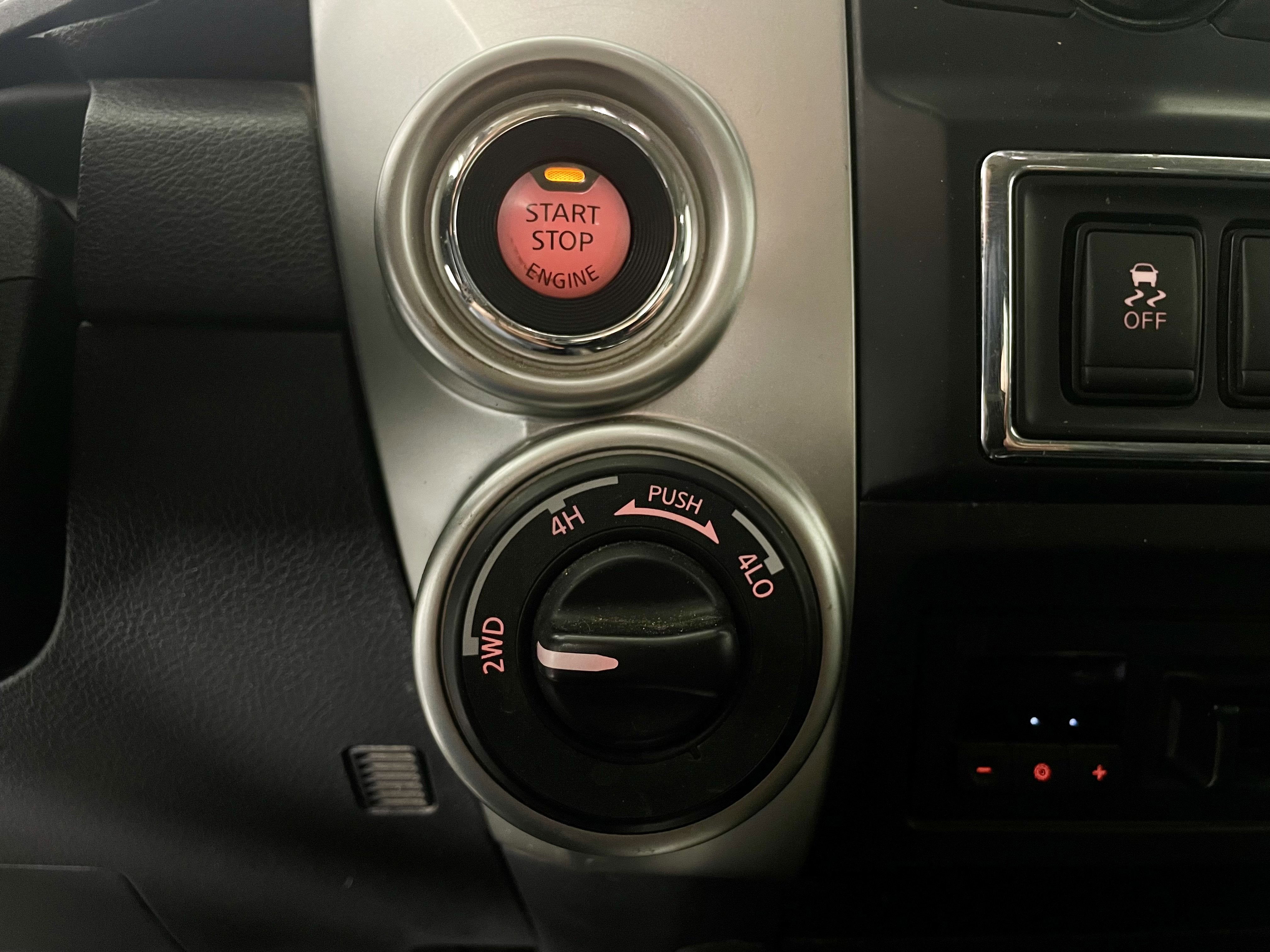 2020 Nissan Titan SL