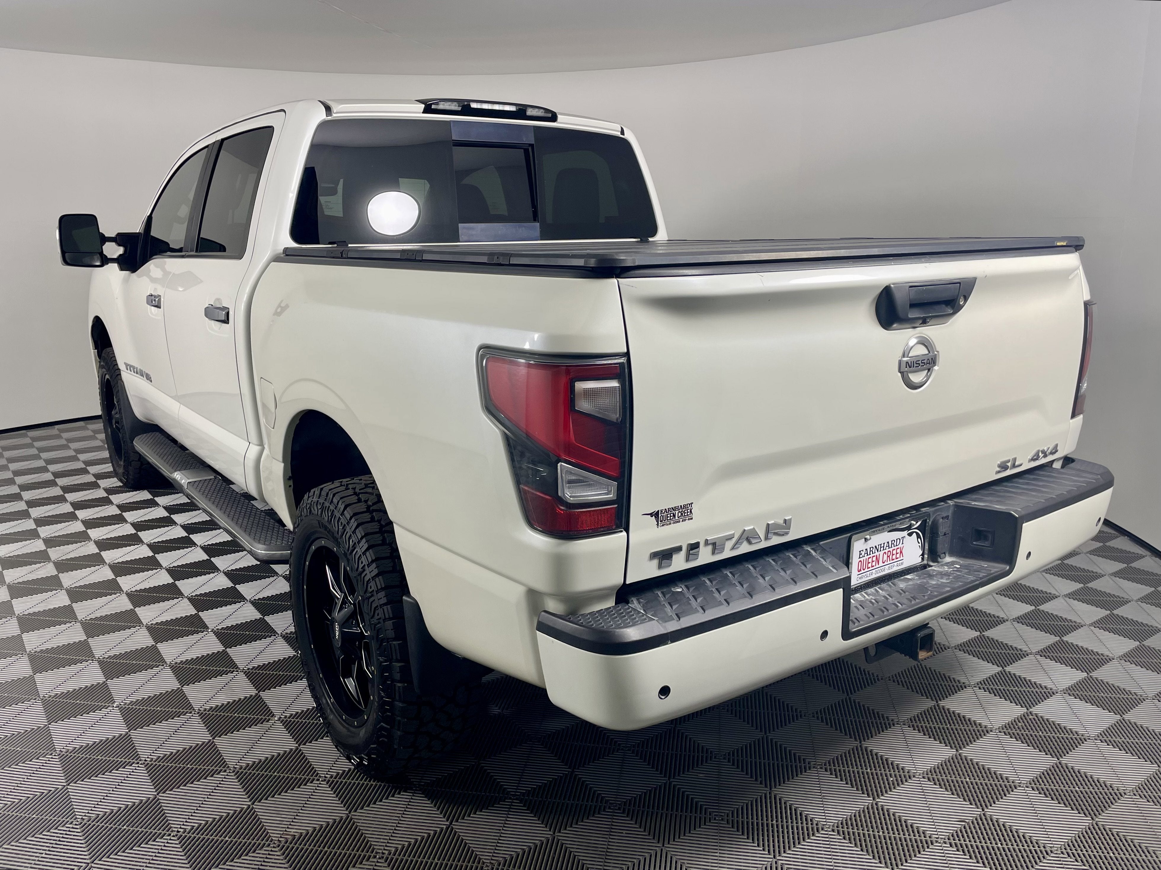 2020 Nissan Titan SL