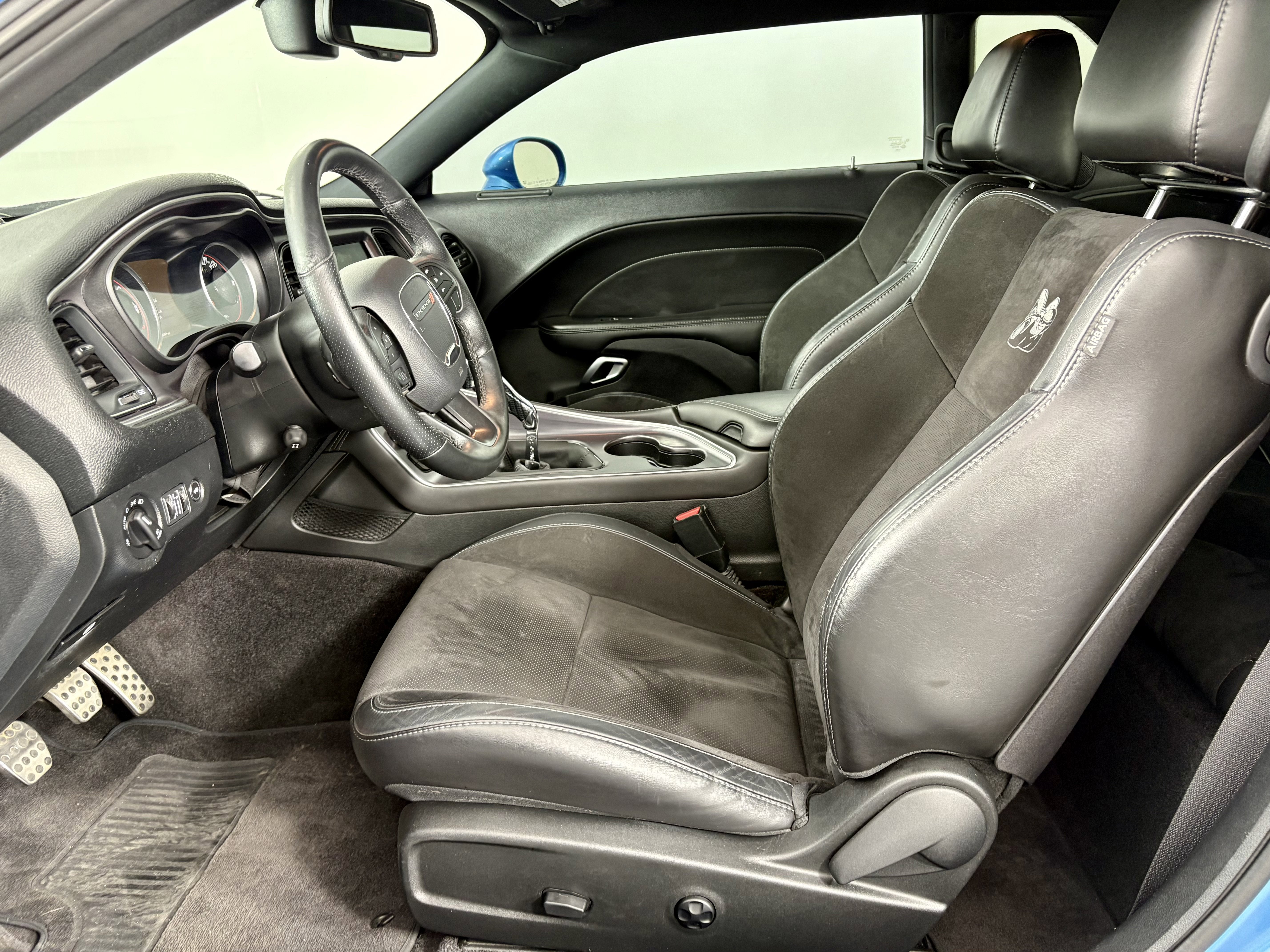 2018 Dodge Challenger 392 Hemi Scat Pack Shaker