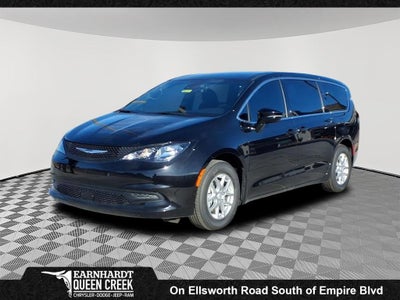 2026 Chrysler Voyager LX