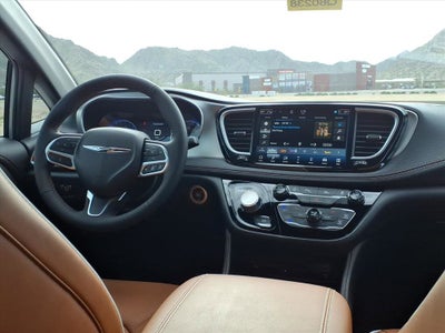 2026 Chrysler Pacifica Pinnacle