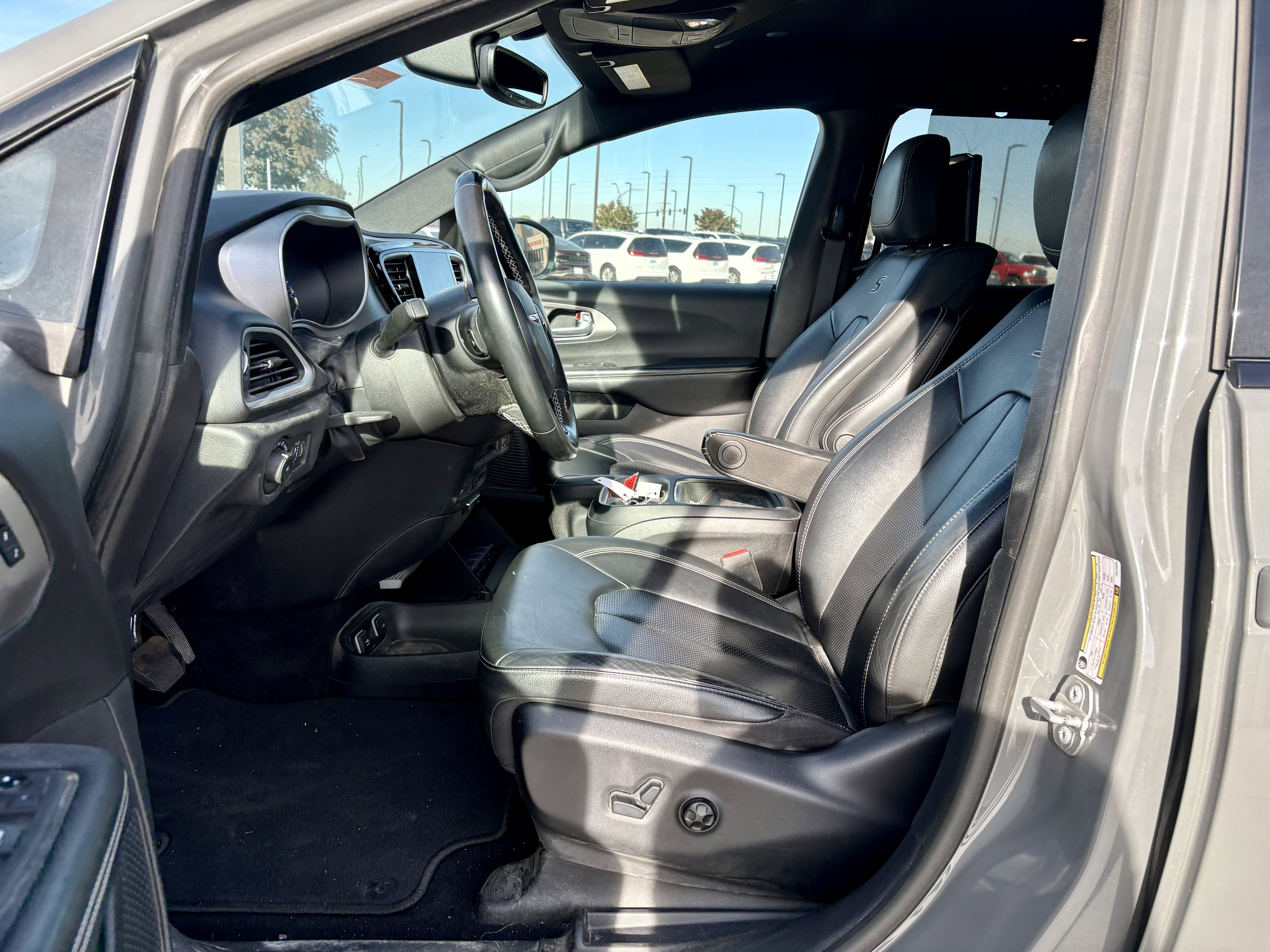 2020 Chrysler Pacifica Launch Edition