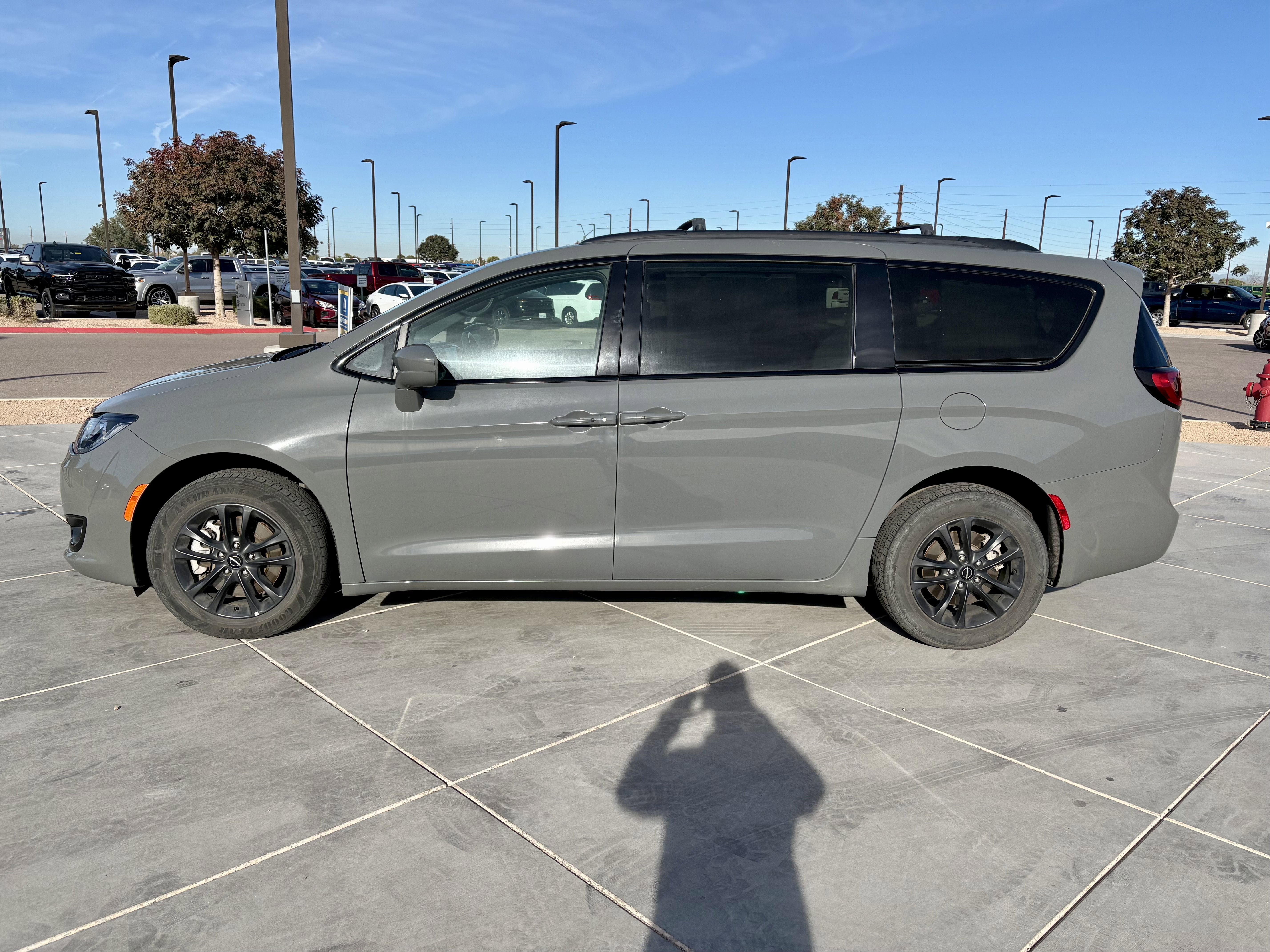 2020 Chrysler Pacifica Launch Edition