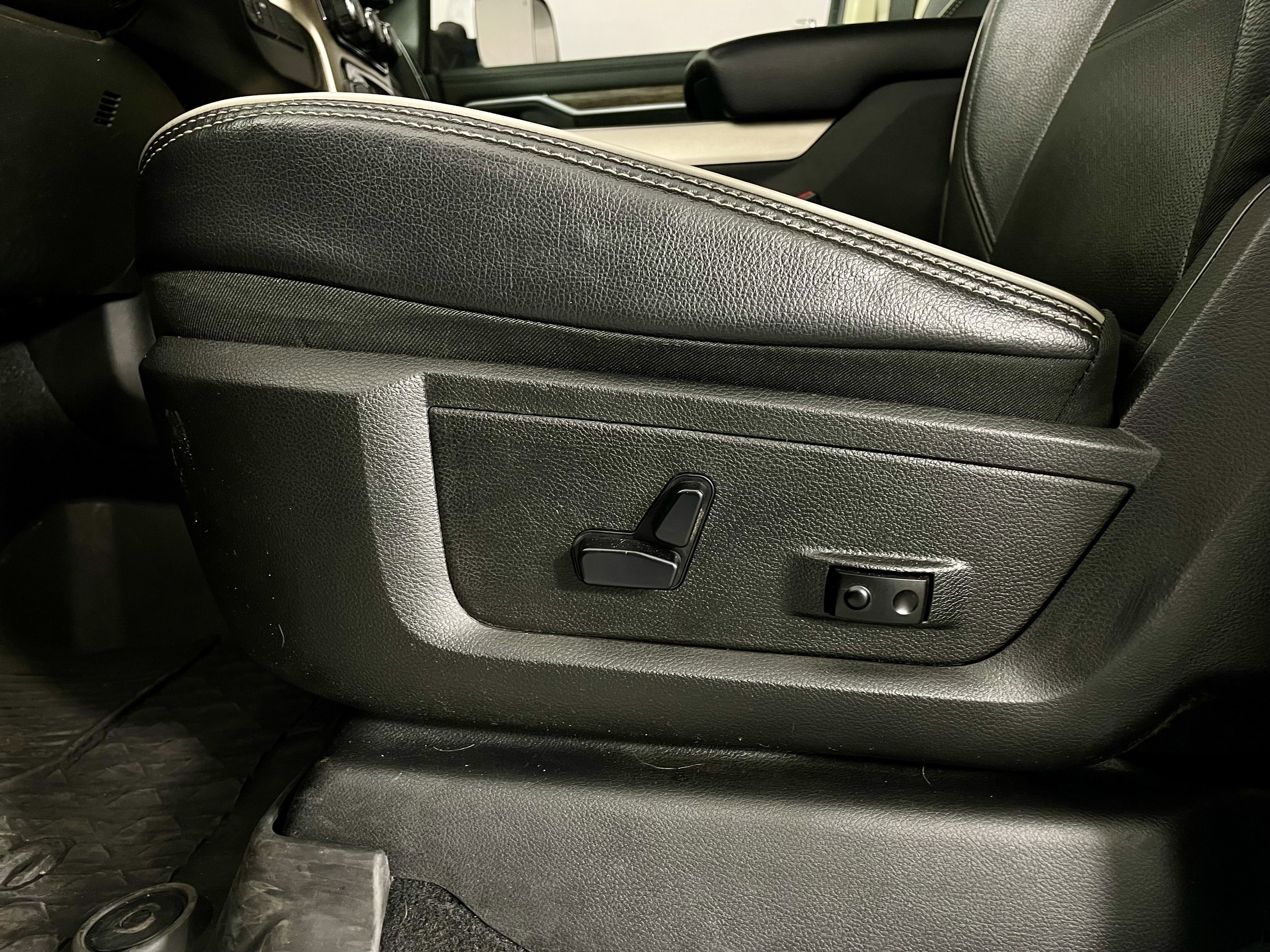 2019 RAM 3500 Laramie