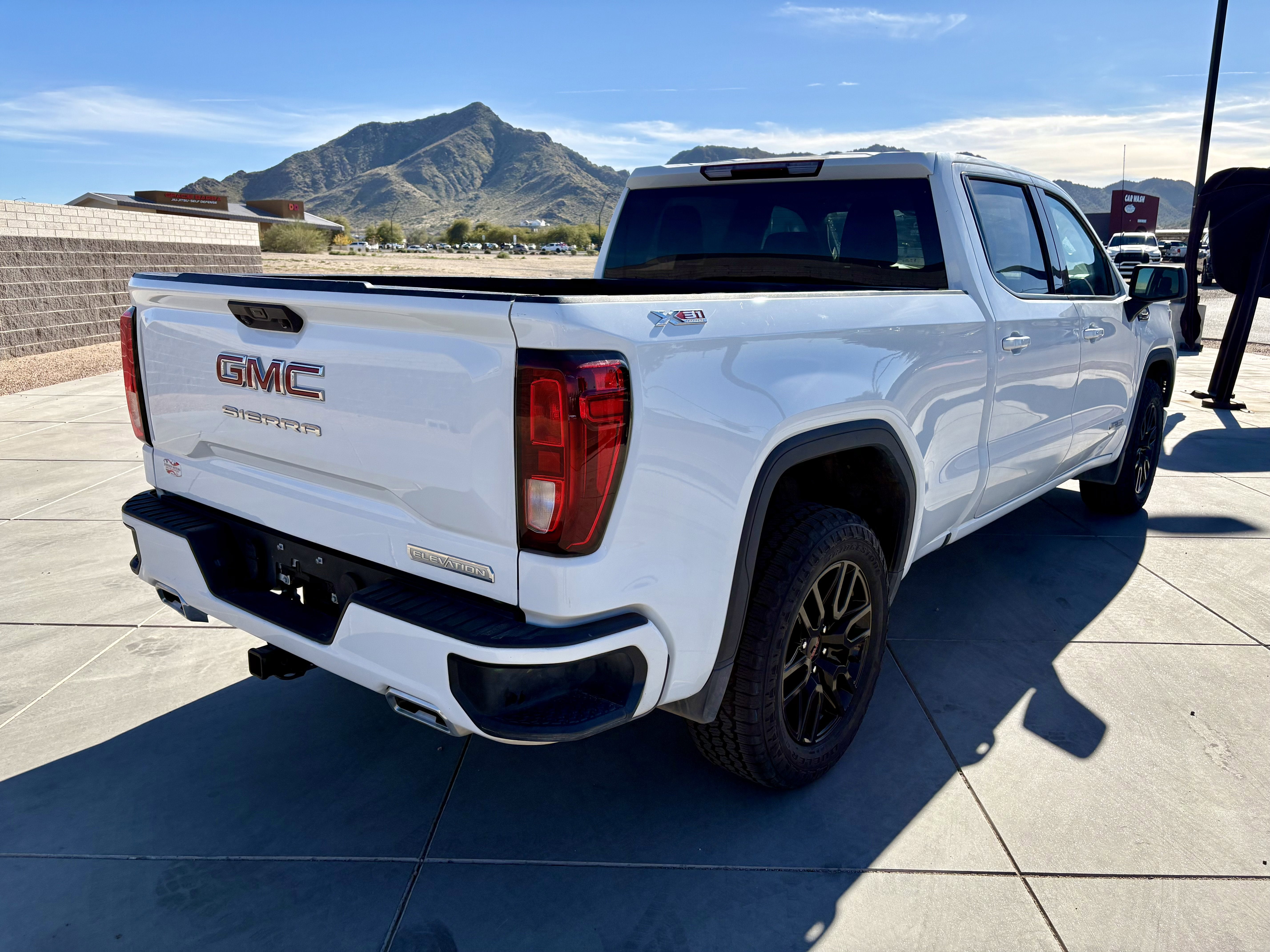 2024 GMC Sierra 1500 Elevation