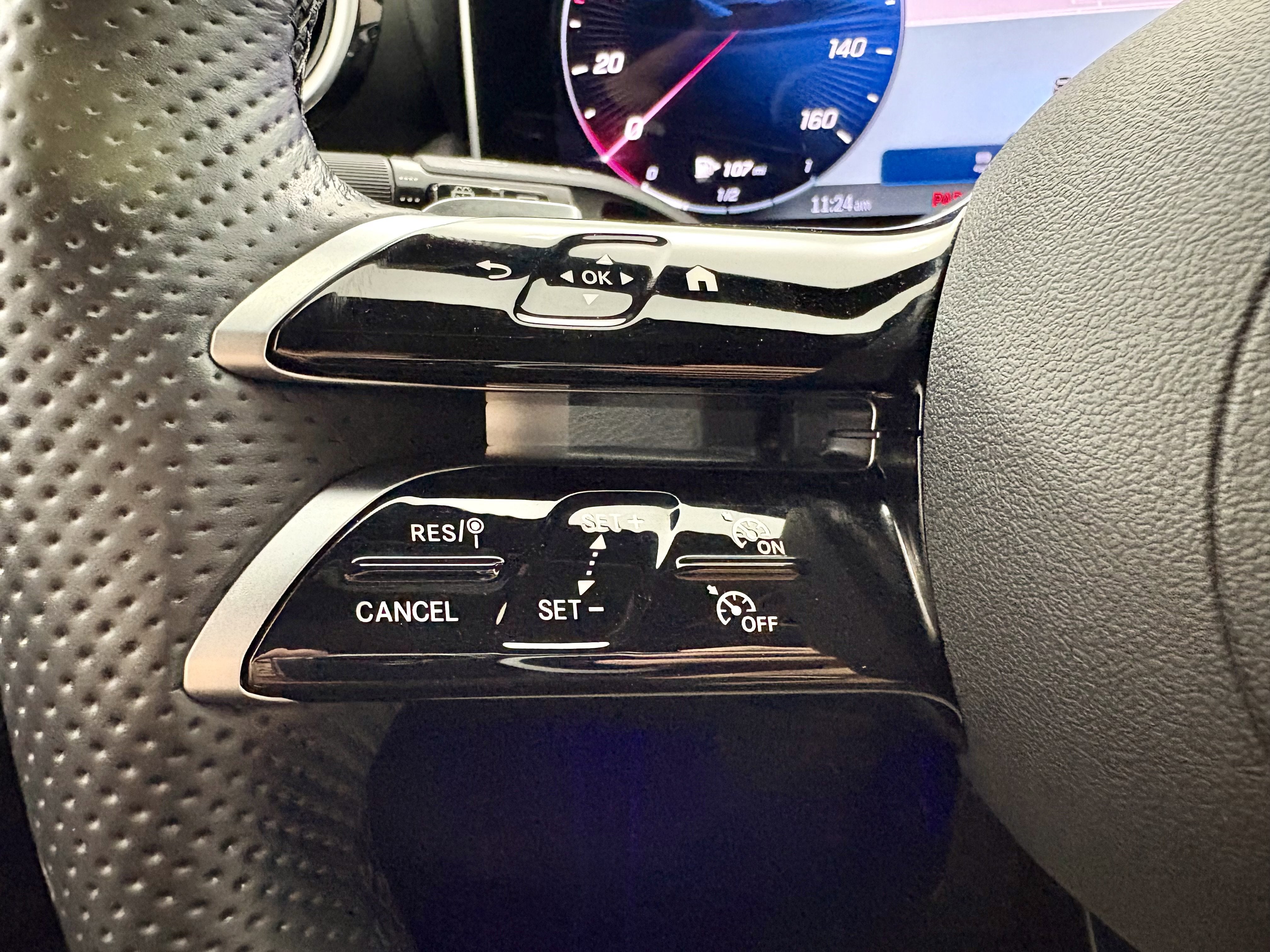 2025 Mercedes-Benz GLC GLC 300