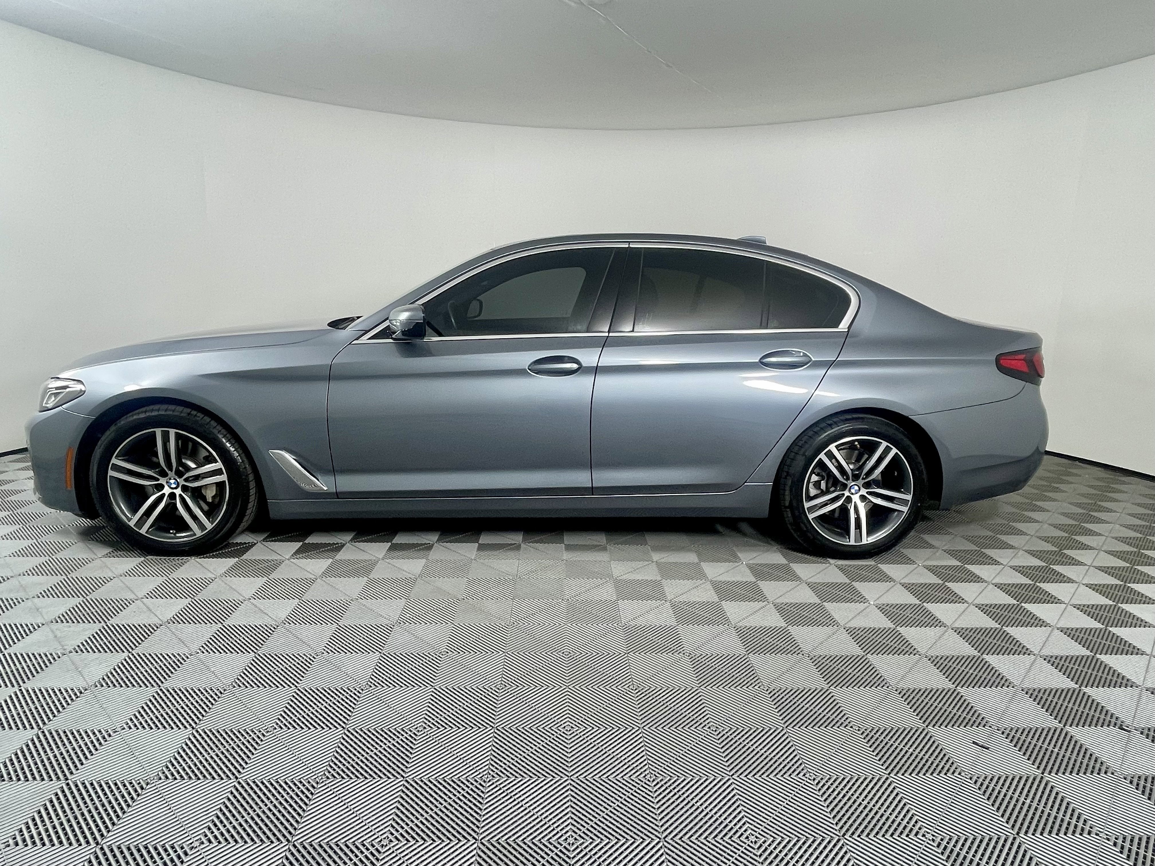 2021 BMW 5 Series 530i