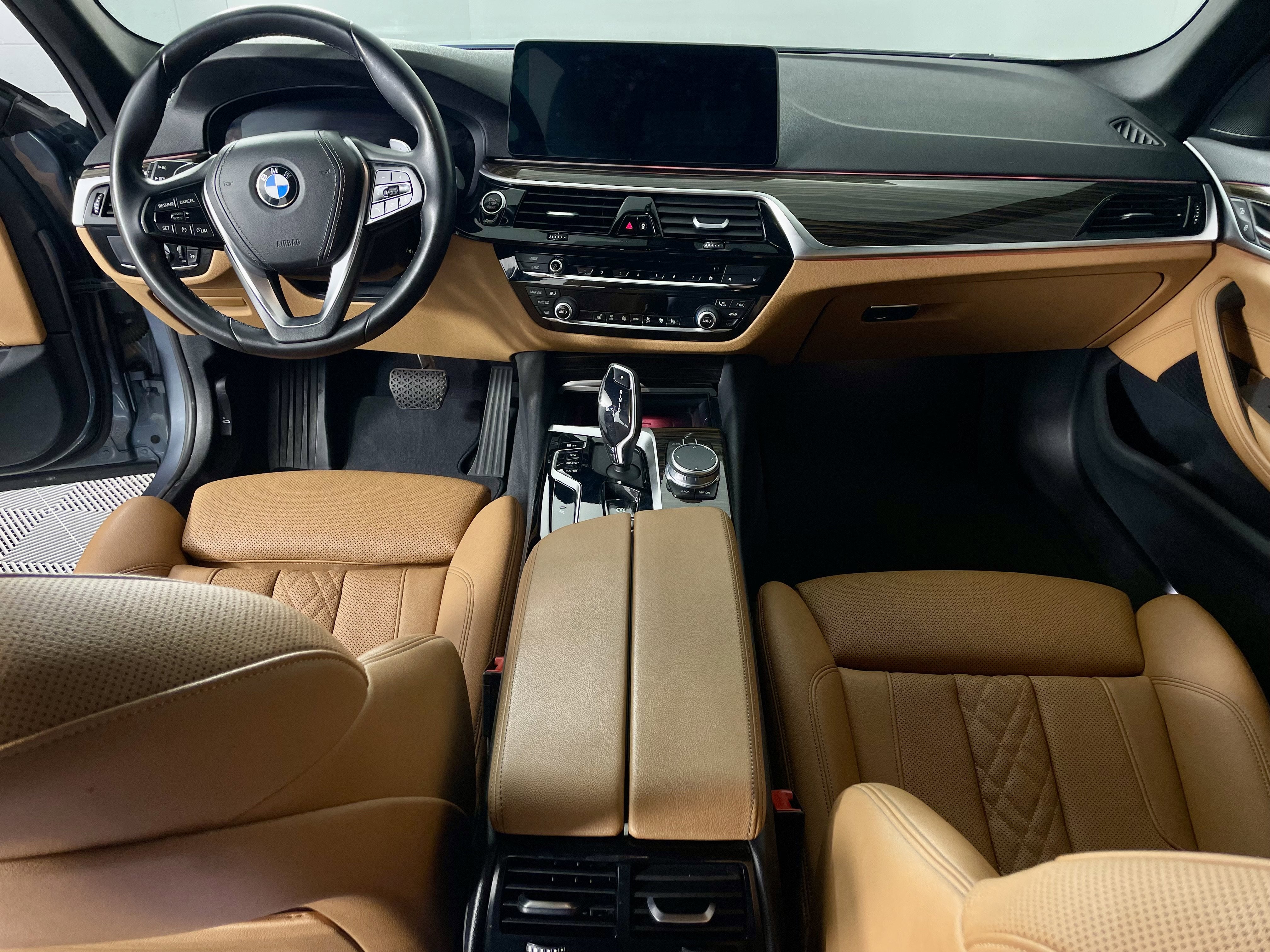 2021 BMW 5 Series 530i